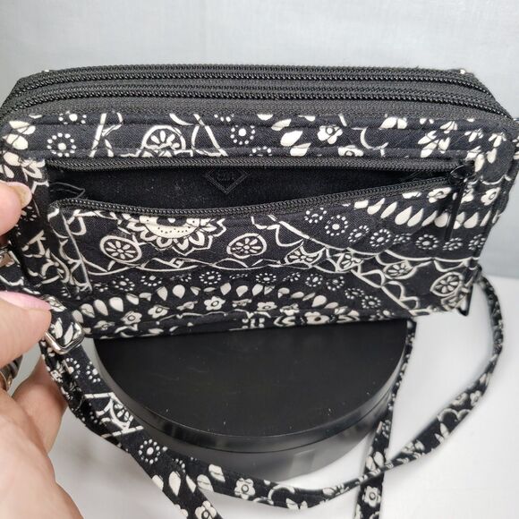 Vera Bradley All in One Crossbody Bag Black Bandana Medallion - Picture 14 of 16